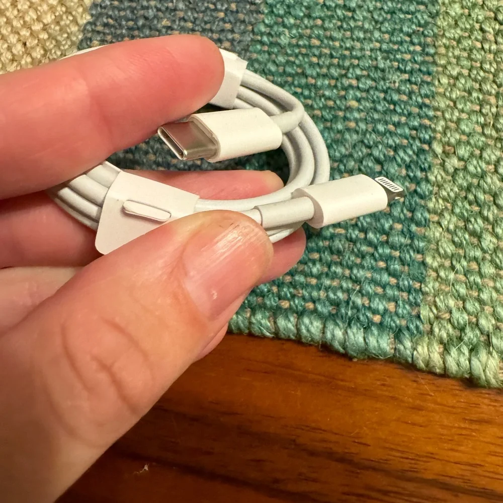 Apple Lightning to USB-C Cable-1m ⭐️3 for $20⭐️